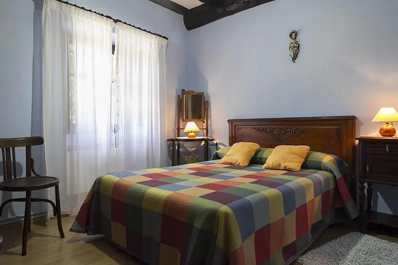 Hab. doble · cama matrimonio Hab. doble · cama matrimonio