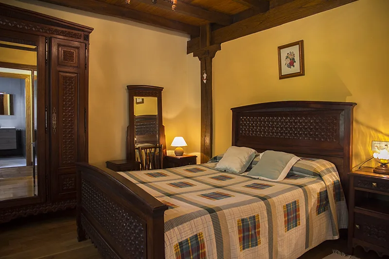 Hab. doble · cama matrimonio Hab. doble · cama matrimonio