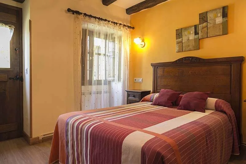 Hab. doble · cama matrimonio Hab. doble · cama matrimonio